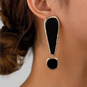 Geo Statement Earrings N1604